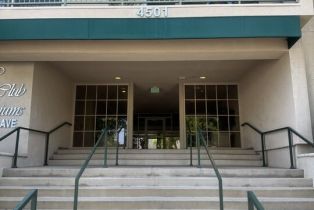 Condominium, 4501 Cedros ave, Sherman Oaks, CA 91403 - 2
