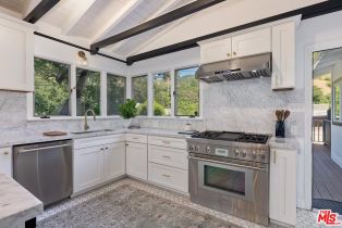 Single Family Residence, 9924 Westwanda dr, Beverly Hills, CA 90210 - 6