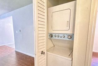 Apartment, 1868 10th st, Santa Monica, CA 90404 - 9