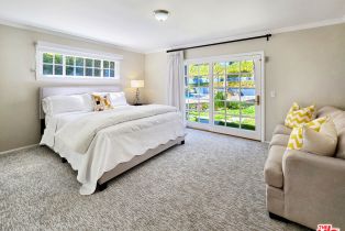 Single Family Residence, 3690 Crownridge dr, Sherman Oaks, CA 91403 - 34