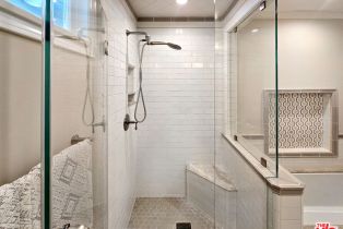 Single Family Residence, 3690 Crownridge dr, Sherman Oaks, CA 91403 - 36