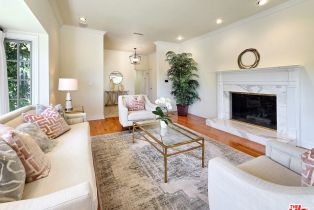 Single Family Residence, 3690 Crownridge dr, Sherman Oaks, CA 91403 - 14