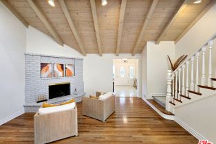 Single Family Residence, 3690 Crownridge dr, Sherman Oaks, CA 91403 - 24