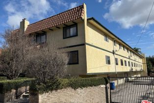 Condominium, 5816 Etiwanda ave, Tarzana, CA 91356 - 2