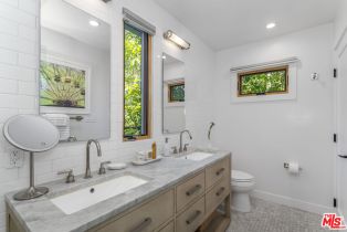 Single Family Residence, 5520 Leghorn ave, Sherman Oaks, CA 91401 - 35