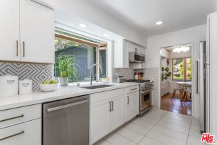 Single Family Residence, 5520 Leghorn ave, Sherman Oaks, CA 91401 - 12