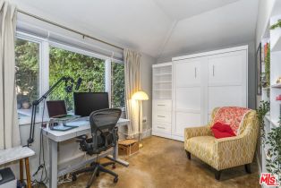 Single Family Residence, 5520 Leghorn ave, Sherman Oaks, CA 91401 - 40