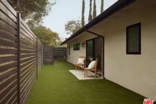 Single Family Residence, 15674 Royal Ridge rd, Sherman Oaks, CA 91403 - 19