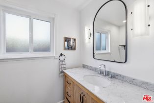 Single Family Residence, 29429 Trailway ln, Agoura Hills, CA 91301 - 33