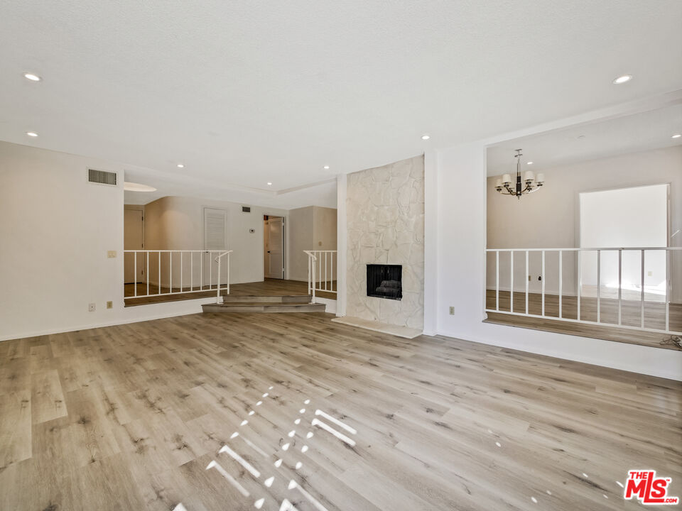 Condominium, 1434 Greenfield ave, Westwood, CA 90025 - 1