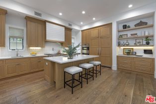 Single Family Residence, 10210 Century Woods dr, Westwood, CA 90067 - 12