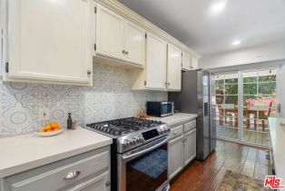 Single Family Residence, 4618 Abargo st, Woodland Hills, CA 91364 - 10