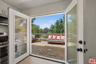 Single Family Residence, 4618 Abargo st, Woodland Hills, CA 91364 - 29