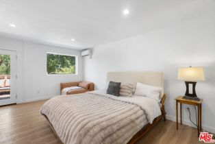 Single Family Residence, 4618 Abargo st, Woodland Hills, CA 91364 - 35