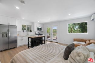 Single Family Residence, 4618 Abargo st, Woodland Hills, CA 91364 - 33