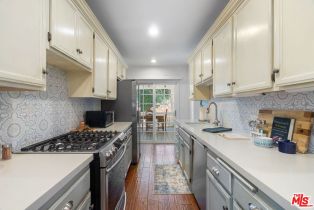 Single Family Residence, 4618 Abargo st, Woodland Hills, CA 91364 - 9