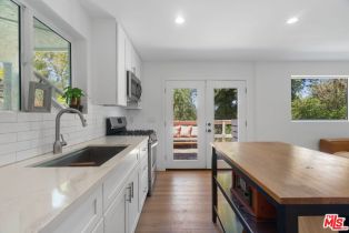 Single Family Residence, 4618 Abargo st, Woodland Hills, CA 91364 - 31