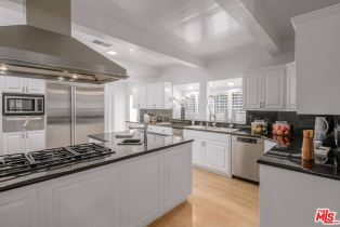 Single Family Residence, 17765 Camino De Yatasto, Pacific Palisades, CA 90272 - 15