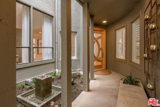 Single Family Residence, 17765 Camino De Yatasto, Pacific Palisades, CA 90272 - 5
