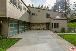 Single Family Residence, 17765 Camino De Yatasto, Pacific Palisades, CA 90272 - 4