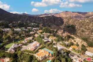 Single Family Residence, 17765 Camino De Yatasto, Pacific Palisades, CA 90272 - 61
