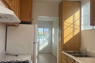 Residential Income, 2415 Arizona ave, Santa Monica, CA 90404 - 24