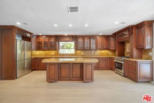 , 209 Doheny dr, Beverly Hills, CA 90211 - 12