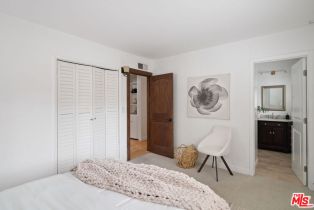 Single Family Residence, 20212 Oxnard st, Woodland Hills, CA 91367 - 13