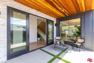 Single Family Residence, 908 Rosecrans ave, Manhattan Beach, CA 90266 - 7