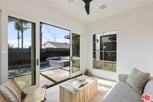Single Family Residence, 908 Rosecrans ave, Manhattan Beach, CA 90266 - 47