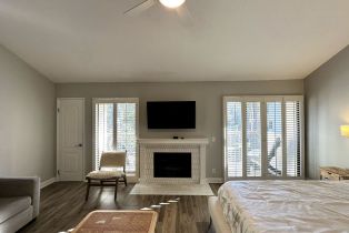 , 23461 Park Sorrento, Calabasas, CA 91302 - 7