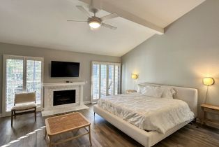 , 23461 Park Sorrento, Calabasas, CA 91302 - 6