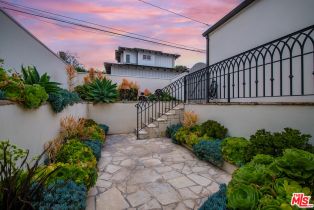 Single Family Residence, 755 31st st, Manhattan Beach, CA 90266 - 29
