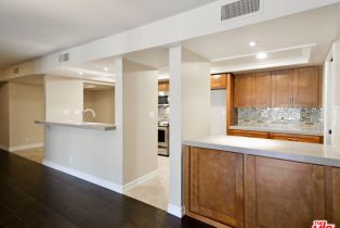 Condominium, 10660 WILSHIRE blvd, Westwood, CA 90024 - 5