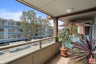 Condominium, 4350 Via Dolce, Marina Del Rey, CA 90292 - 7