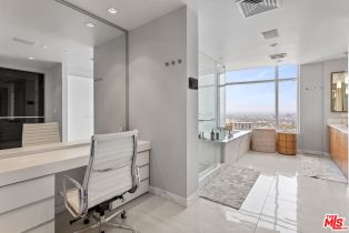 , 1 Century dr, Westwood, CA 90067 - 10