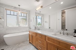 , 1086 Marco pl, Venice, CA 90291 - 13