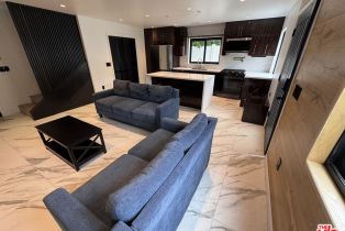 , 20529 Miranda Place, Woodland Hills, CA 91637 - 4