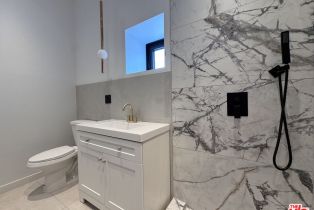 , 20529 Miranda Place, Woodland Hills, CA 91637 - 16