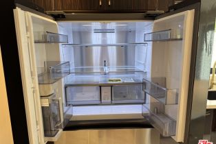 , 20529 Miranda Place, Woodland Hills, CA 91637 - 9