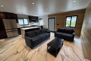 , 20529 Miranda Place, Woodland Hills, CA 91637 - 5