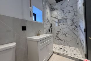 , 20529 Miranda Place, Woodland Hills, CA 91637 - 15