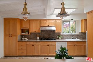 Single Family Residence, 5507 Norwich ave, Sherman Oaks, CA 91411 - 14