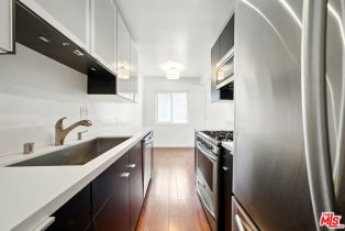 , 510 Pacific ave, Venice, CA 90291 - 8