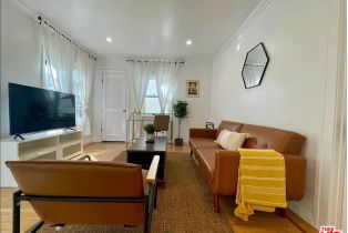 , 907 18th Street, Santa Monica, CA 90403 - 3