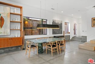 Single Family Residence, 810 Amoroso pl, Venice, CA 90291 - 8