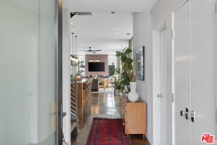 Single Family Residence, 1102 Amoroso pl, Venice, CA 90291 - 9