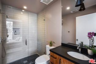 Single Family Residence, 1102 Amoroso pl, Venice, CA 90291 - 44