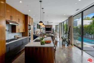 Single Family Residence, 1102 Amoroso pl, Venice, CA 90291 - 12