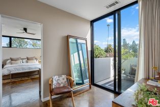 Single Family Residence, 1102 Amoroso pl, Venice, CA 90291 - 39